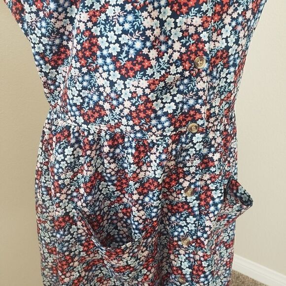 MPH Collection Floral Dress  - Picture 4 of 11